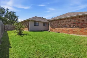 119 Larchbrook Dr, DeSoto, TX 75115 - Photo 24