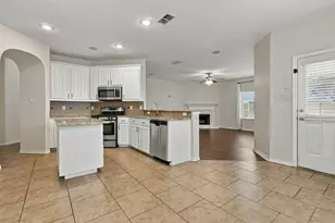 12701 Diamond Peak Dr, Fort Worth, TX 76177 - Photo 14