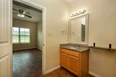700 E Bullock Street, Denison, TX 75021 - Photo 14