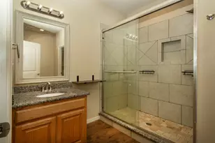 700 E Bullock St, Denison, TX 75021 - Photo 12