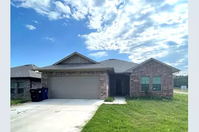 700 E Bullock Street, Denison, TX 75021 - Photo 1