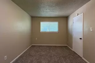 513 S Las Vegas Trail, White Settlement, TX 76108 - Photo 12