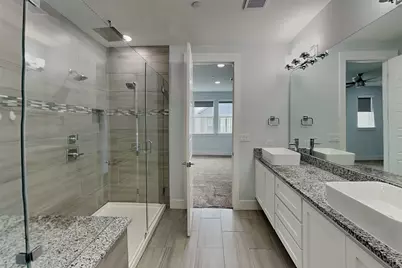 217 S Village Way, Lewisville, TX 75057 - Photo 10