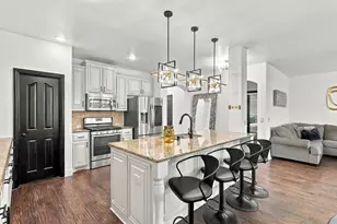 1721 Whistler Dr, Little Elm, TX 75068 - Photo 10