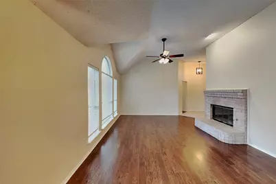 7101 Charleston Drive, Rowlett, TX 75089 - Photo 2
