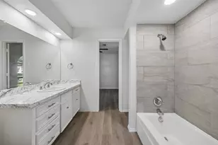 1710 Green Oaks Dr, Irving, TX 75061 - Photo 16