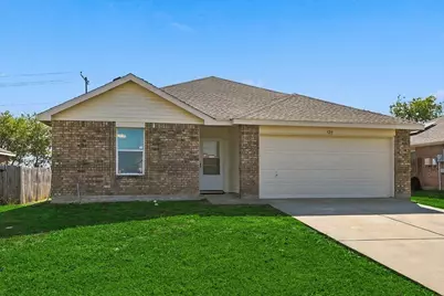 320 Deer Run Drive, Sanger, TX 76266 - Photo 2