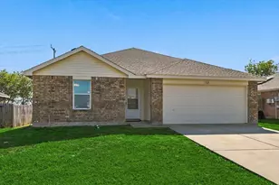 320 Deer Run Dr, Sanger, TX 76266 - Photo 2