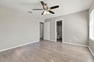320 Deer Run Dr, Sanger, TX 76266 - Photo 14