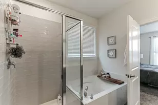 6028 Paddock Ln, Little Elm, TX 76227 - Photo 18