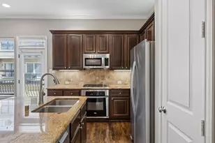 5753 Lois Ln, Plano, TX 75024 - Photo 12