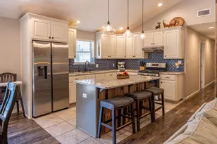 384 Ft Graham Rd, Waco, TX 76705 - Photo 10