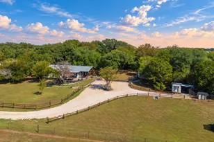 384 Ft Graham Rd, Waco, TX 76705 - Photo 32