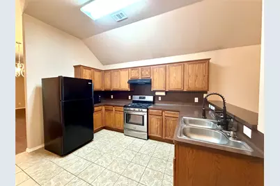 9016 Warren Drive, McKinney, TX 75071 - Photo 6