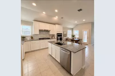 2848 N Ranger Ln Street, Aubrey, TX 76227 - Photo 6