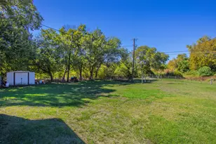 4930 Spring Valley Rd, Lorena, TX 76655 - Photo 32