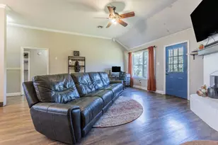 4930 Spring Valley Rd, Lorena, TX 76655 - Photo 4