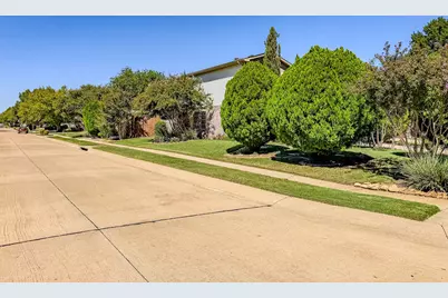 3002 Cedar Crest Drive, McKinney, TX 75070 - Photo 2