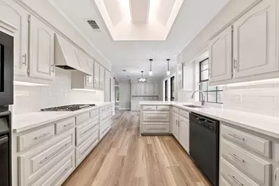 306 Westpark Drive N, McKinney, TX 75071 - Photo 12