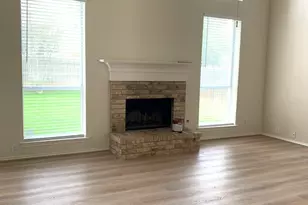 205 Branch Bend, Euless, TX 76039 - Photo 4