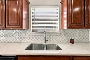 2325 Wakecrest Dr, Fort Worth, TX 76108 - Photo 12