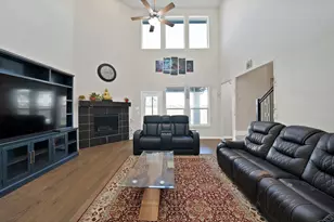 2425 Muirfield Dr, Little Elm, TX 75036 - Photo 10