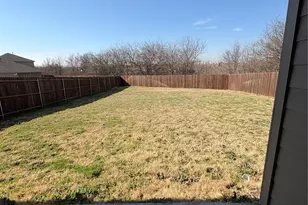 16721 Porterfield Ln, Justin, TX 76247 - Photo 2