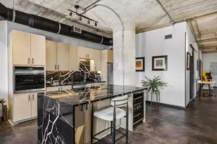 1122 Jackson St, Dallas, TX 75202 - Photo 1