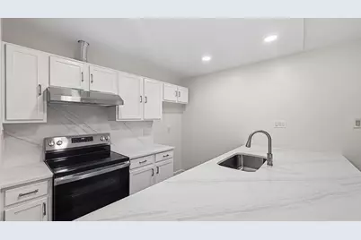 920 Carom Way, Dallas, TX 75217 - Photo 4