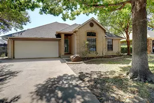 1109 W Hills Terrace, Saginaw, TX 76179 - Photo 1