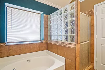 1109 W Hills Terrace, Saginaw, TX 76179 - Photo 12