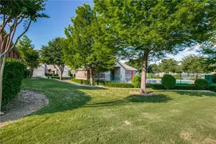 236 Bexar Dr, Lewisville, TX 75067 - Photo 38
