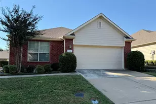 236 Bexar Dr, Lewisville, TX 75067 - Photo 2