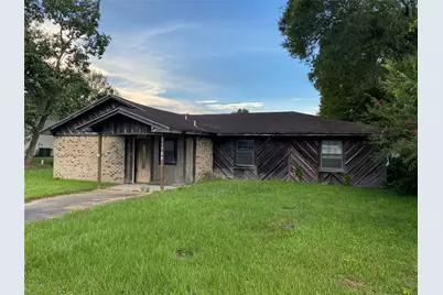 21788 Ih 10, Vidor, TX 77662 - Photo 1