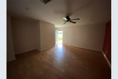[Address not provided], Vidor, TX 77662 - Photo 4