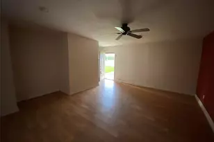 [Address not provided], Vidor, TX 77662 - Photo 4