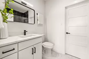 2232 Hooper St, Dallas, TX 75215 - Photo 16