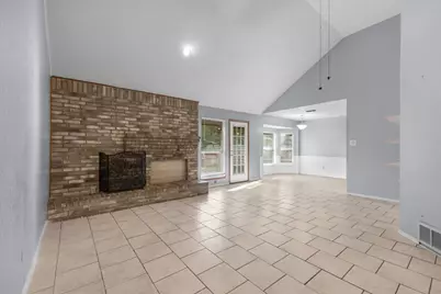 208 Pecan Drive, Westworth Village, TX 76114 - Photo 6