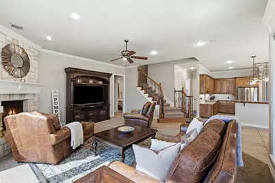 9204 Hailey Court, North Richland Hills, TX 76182 - Photo 12