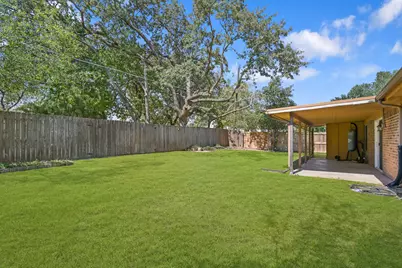 6410 Willow Springs Drive, Arlington, TX 76001 - Photo 20