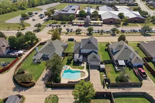 204 Newport Dr, Van Alstyne, TX 75495 - Photo 28