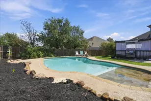 204 Newport Dr, Van Alstyne, TX 75495 - Photo 26