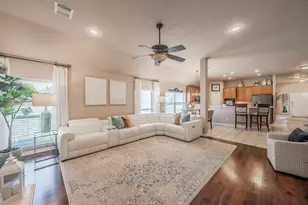 10525 Melrose Ln, Fort Worth, TX 76244 - Photo 16