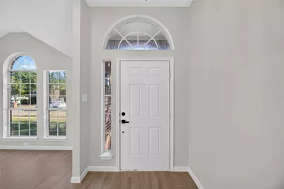 2221 Bridle Path Drive, Lancaster, TX 75146 - Photo 4
