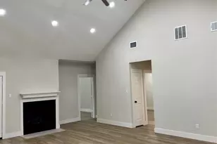 921 Meadowdale Rd, Arlington, TX 76017 - Photo 2
