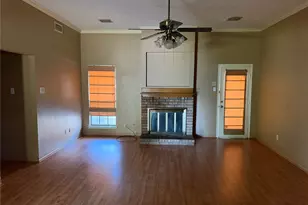 1129 Evergreen Cir, DeSoto, TX 75115 - Photo 4