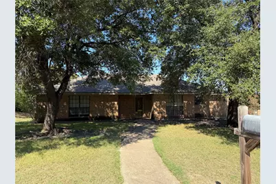 1129 Evergreen Circle, DeSoto, TX 75115 - Photo 2