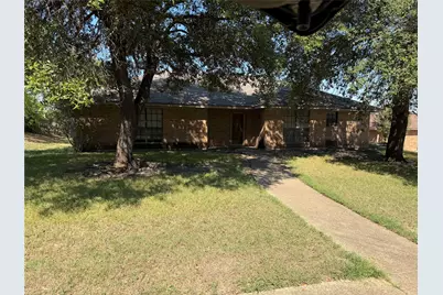1129 Evergreen Circle, DeSoto, TX 75115 - Photo 1