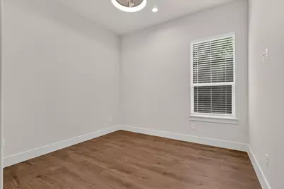 3210 Carpenter Avenue, Dallas, TX 75215 - Photo 26