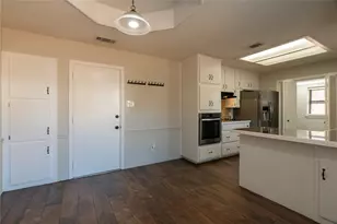 2617 Nantucket Ct, Bedford, TX 76022 - Photo 6